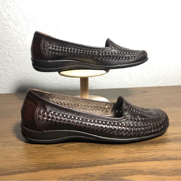 Covington Florence Women’s Brown Woven Leather Slip On Shoe Size 5M - Picture 7 of 9